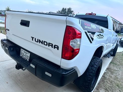 Used 2020 Toyota Tundra SR5 image 12