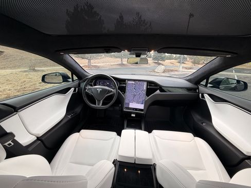 Used 2018 Tesla Model S 100D image 15