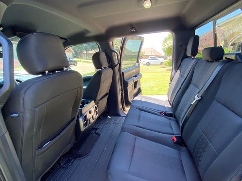 Used 2020 Ford F150 XLT w/ Equipment Group 302A Luxury AWD/4WD image 6