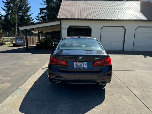Used 2018 BMW 540i xDrive w/ M Sport Package AWD/4WD image 5