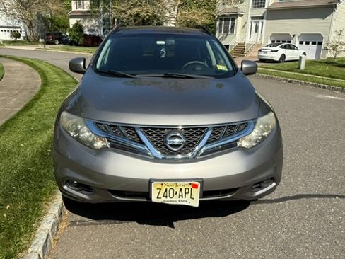 Used 2011 Nissan Murano SL w/ Navigation Pkg AWD/4WD image 2
