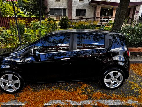 Used 2012 Chevrolet Sonic LTZ image 11