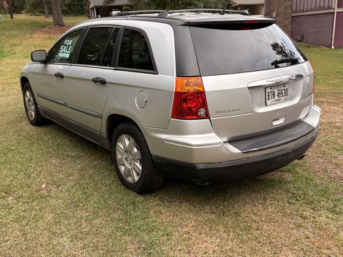 Used 2008 Chrysler Pacifica LX w/ Cargo Convenience Group image 6
