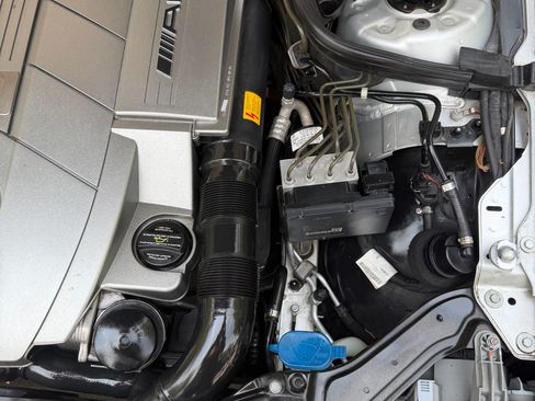 Used 2006 Mercedes-Benz CLK 55 AMG Cabriolet image 26