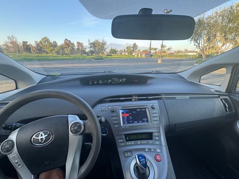 Used 2014 Toyota Prius Three w/ Protection Package image 10