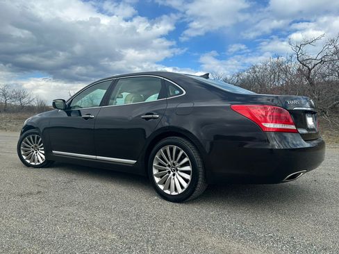 Used 2014 Hyundai Equus Signature RWD image 1