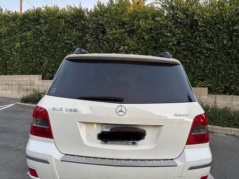 Used 2010 Mercedes-Benz GLK 350 4MATIC image 2