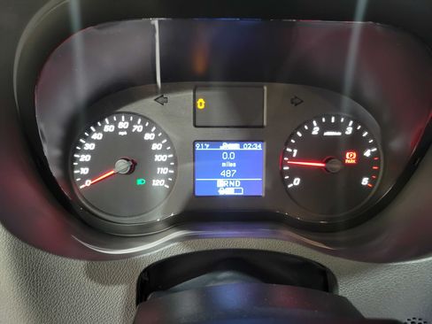 Used 2022 Mercedes-Benz Sprinter 2500 image 2