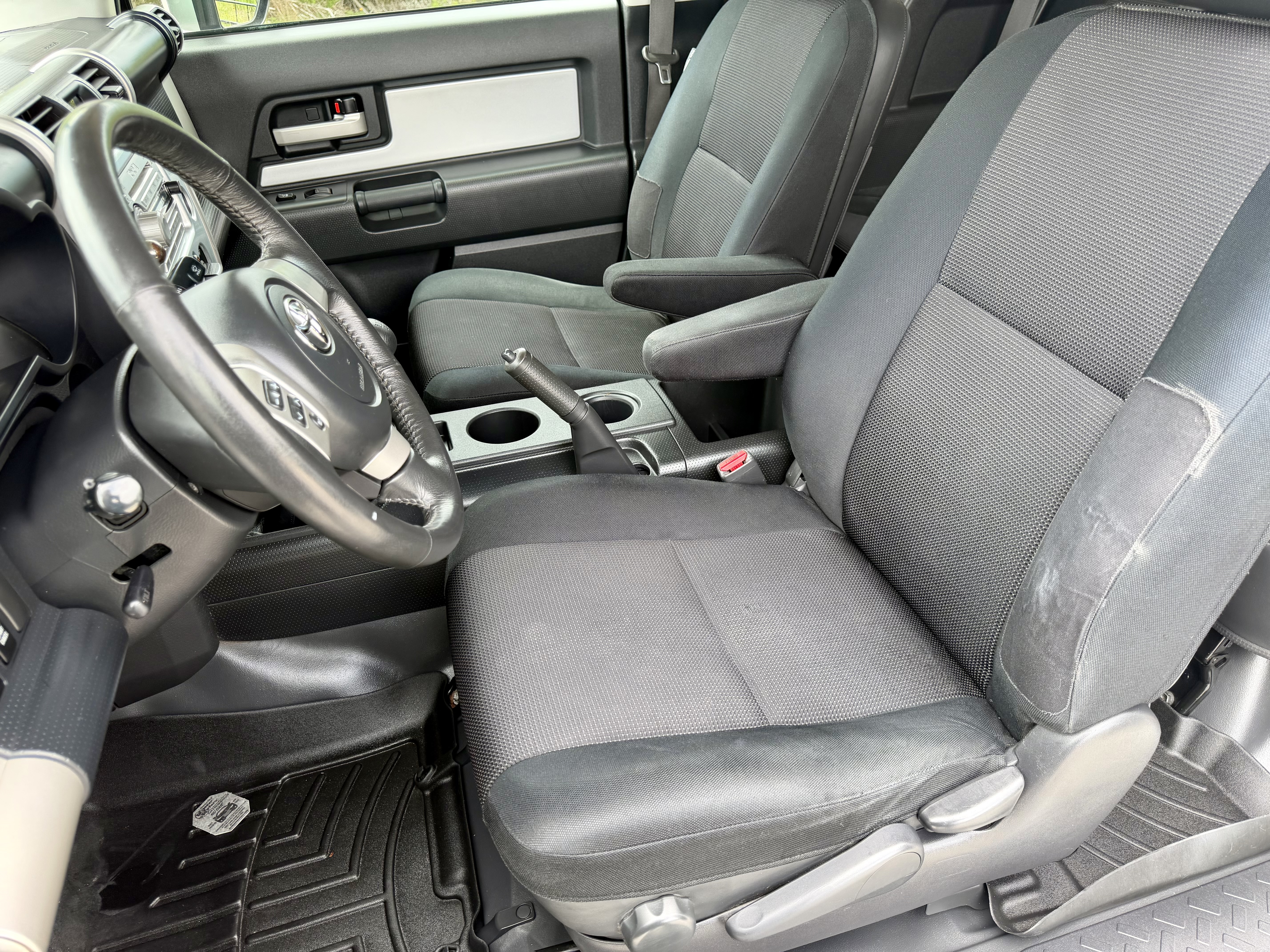 Used 2007 Toyota FJ Cruiser 4WD w/ Upgrade Pkg 2 image 17