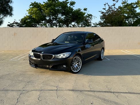 Used 2016 BMW 328i Gran Turismo xDrive AWD/4WD image 1