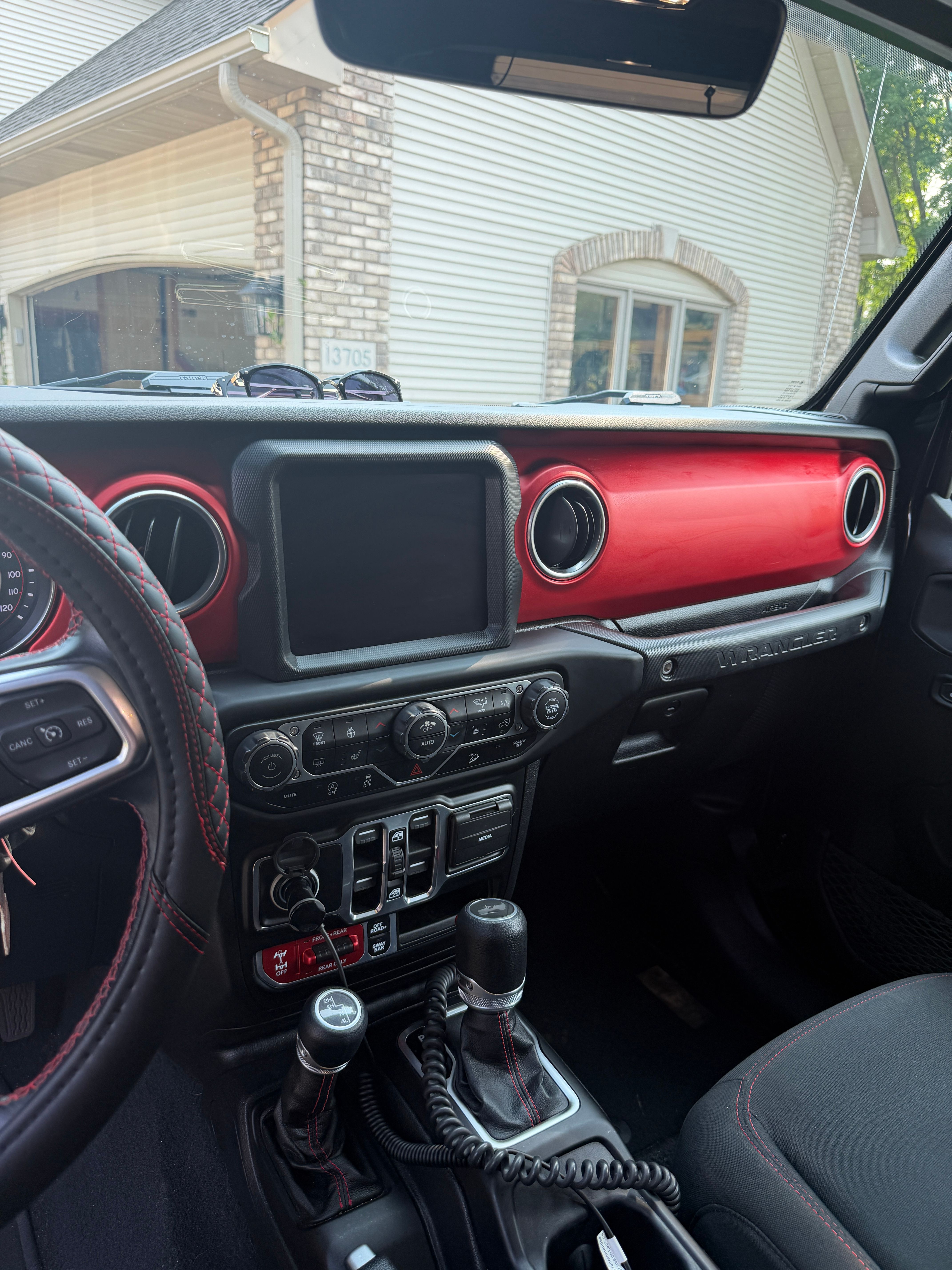 Used 2021 Jeep Wrangler Unlimited Rubicon AWD/4WD image 10