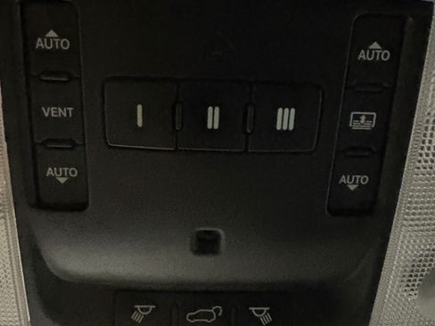 Used 2015 Jeep Grand Cherokee High Altitude image 19