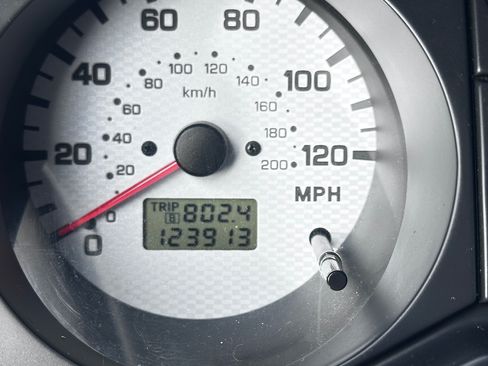 Used 2006 Mitsubishi Montero Limited image 16