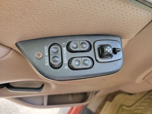 Used 1995 Ford F150 2WD Regular Cab image 21