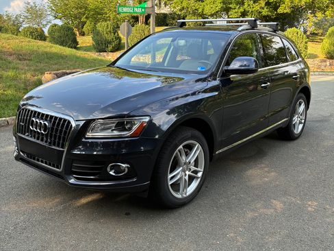 Used 2017 Audi Q5 2.0T Premium Plus AWD/4WD image 9