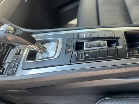 Used 2014 Porsche 911 Carrera image 13