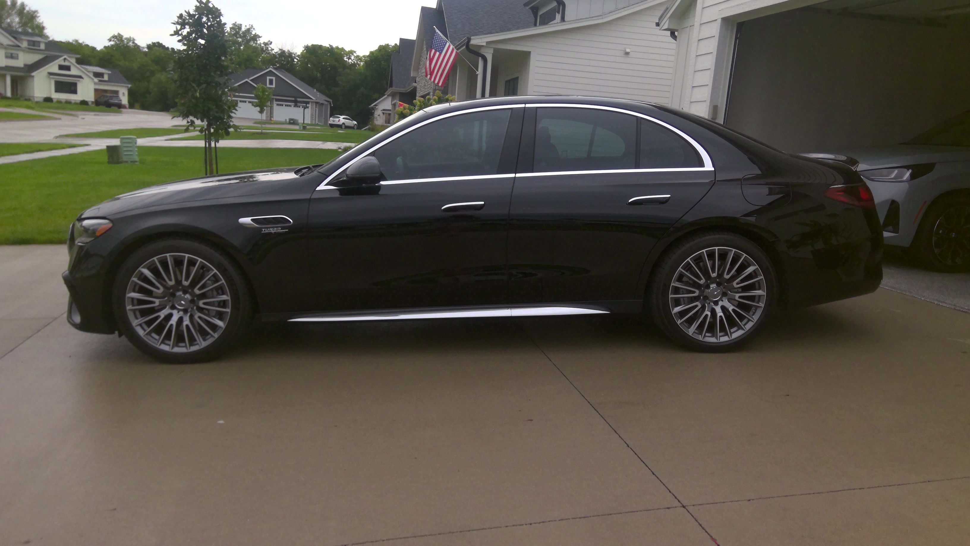 Used 2025 Mercedes-Benz E 53 AMG e 4MATIC Sedan image 6