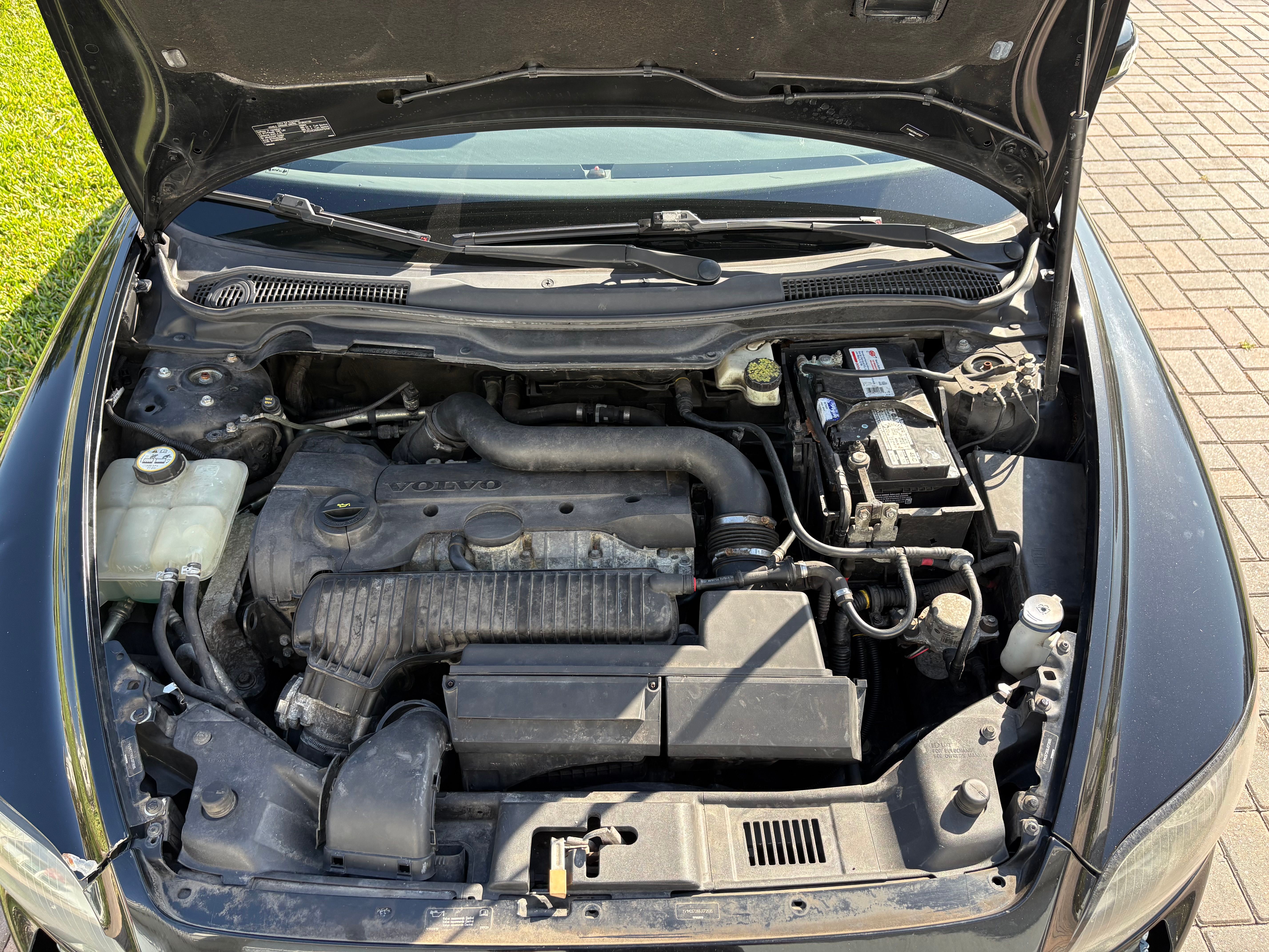 Used 2009 Volvo C70 T5 FWD image 6