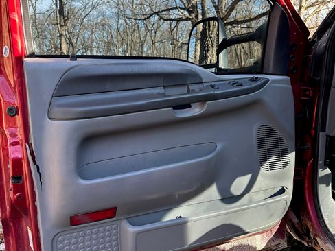 Used 2003 Ford F250 XLT image 15