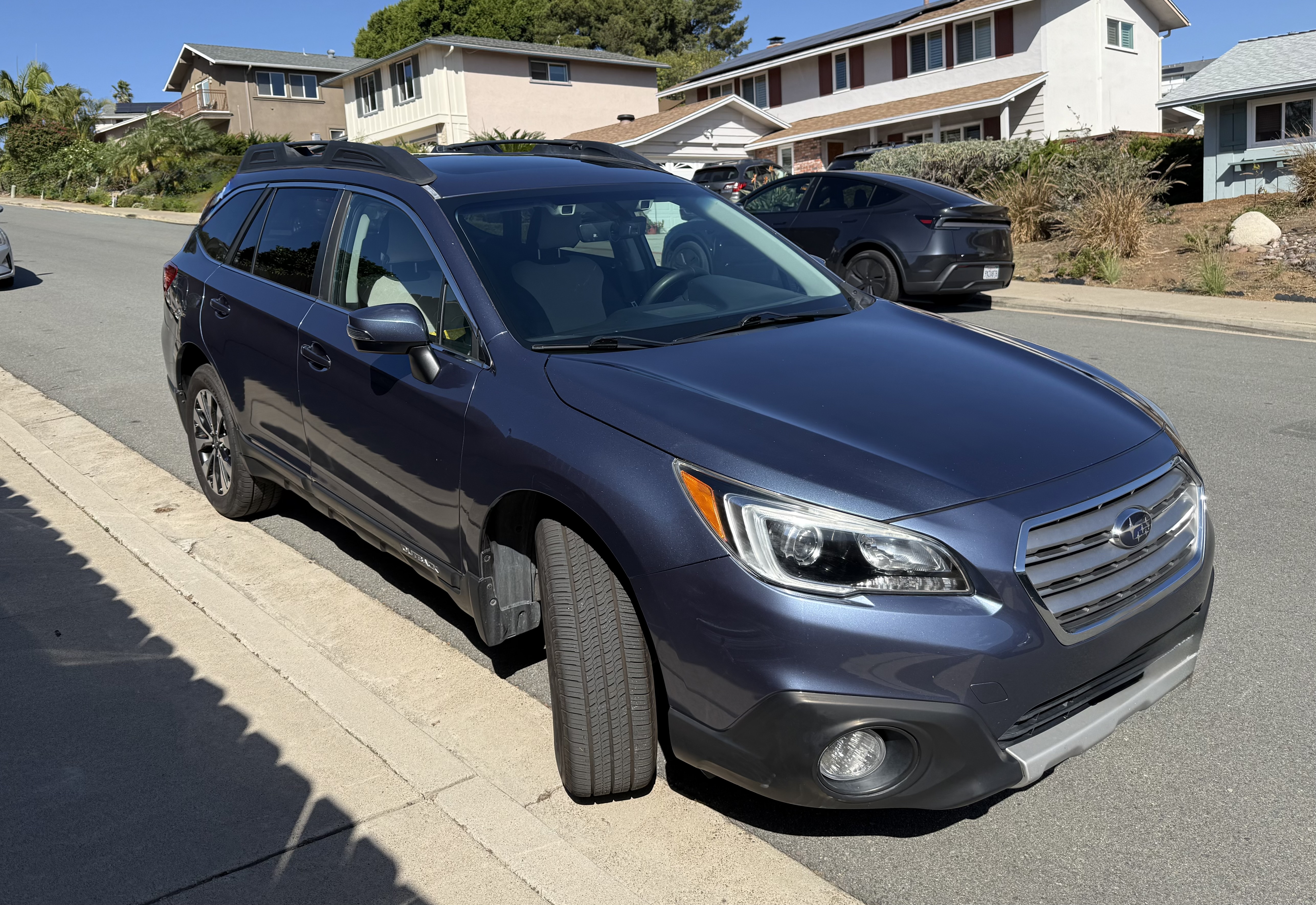 Used 2017 Subaru Outback 2.5i Limited AWD/4WD image 4