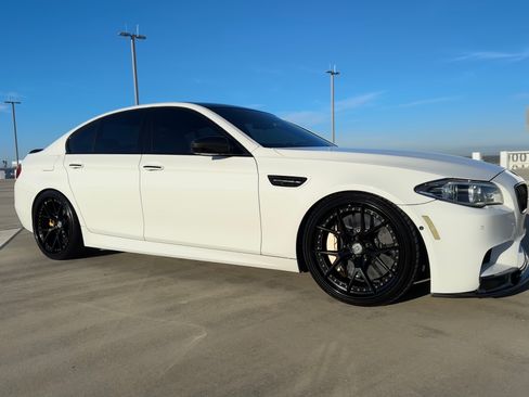 Used 2014 BMW M5 Competition image 15