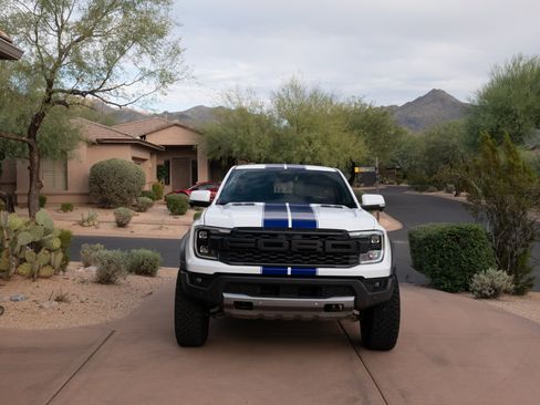 Used 2024 Ford Ranger Raptor image 5