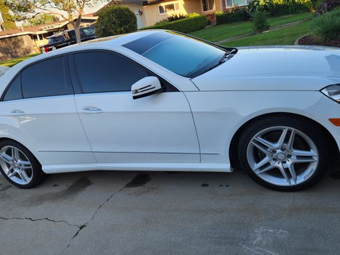 Used 2013 Mercedes-Benz E 350 Sedan image 10