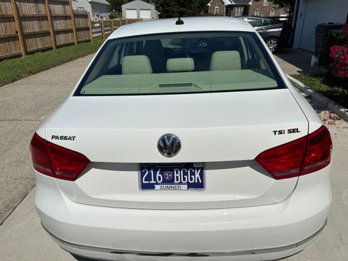 Used 2014 Volkswagen Passat 1.8T SEL Premium FWD image 4