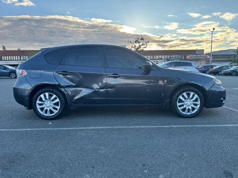 Used 2010 Subaru Impreza 2.5i AWD/4WD image 8