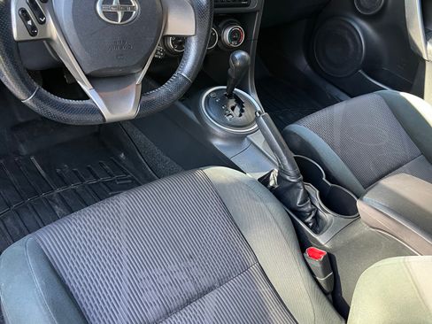 Used 2012 Scion tC image 8