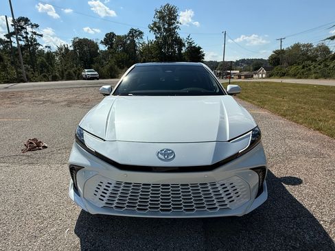 Used 2025 Toyota Camry XSE w/ Premium Plus Package FWD image 15