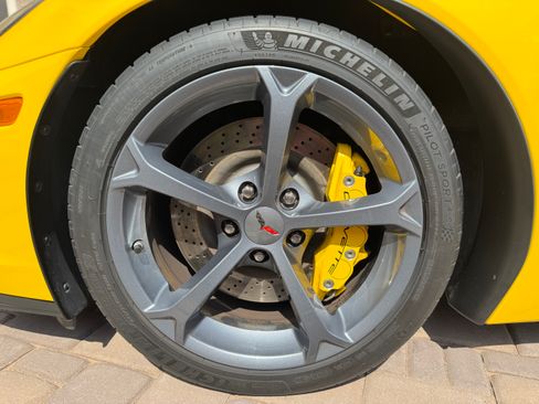 Used 2012 Chevrolet Corvette Grand Sport w/ 3LT Preferred Equipment Group RWD image 23