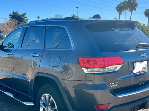 Used 2015 Jeep Grand Cherokee Limited w/ Trailer Tow Group IV image 6