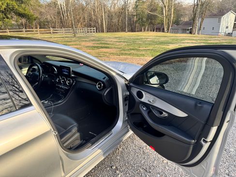 Used 2016 Mercedes-Benz C 300 Sedan image 16