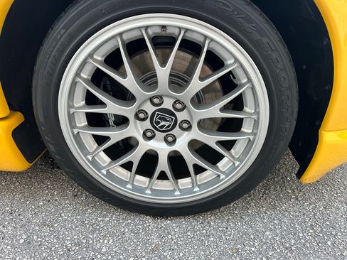 Used 2002 Dodge Viper GTS image 8