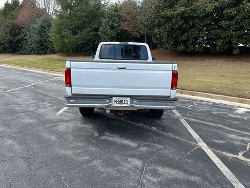 Used 1996 Ford F250 2WD SuperCab image 6