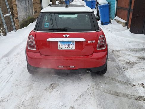 Used 2011 MINI Cooper Hardtop image 5