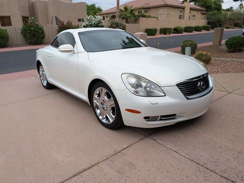 Used 2006 Lexus SC 430 Convertible image 4