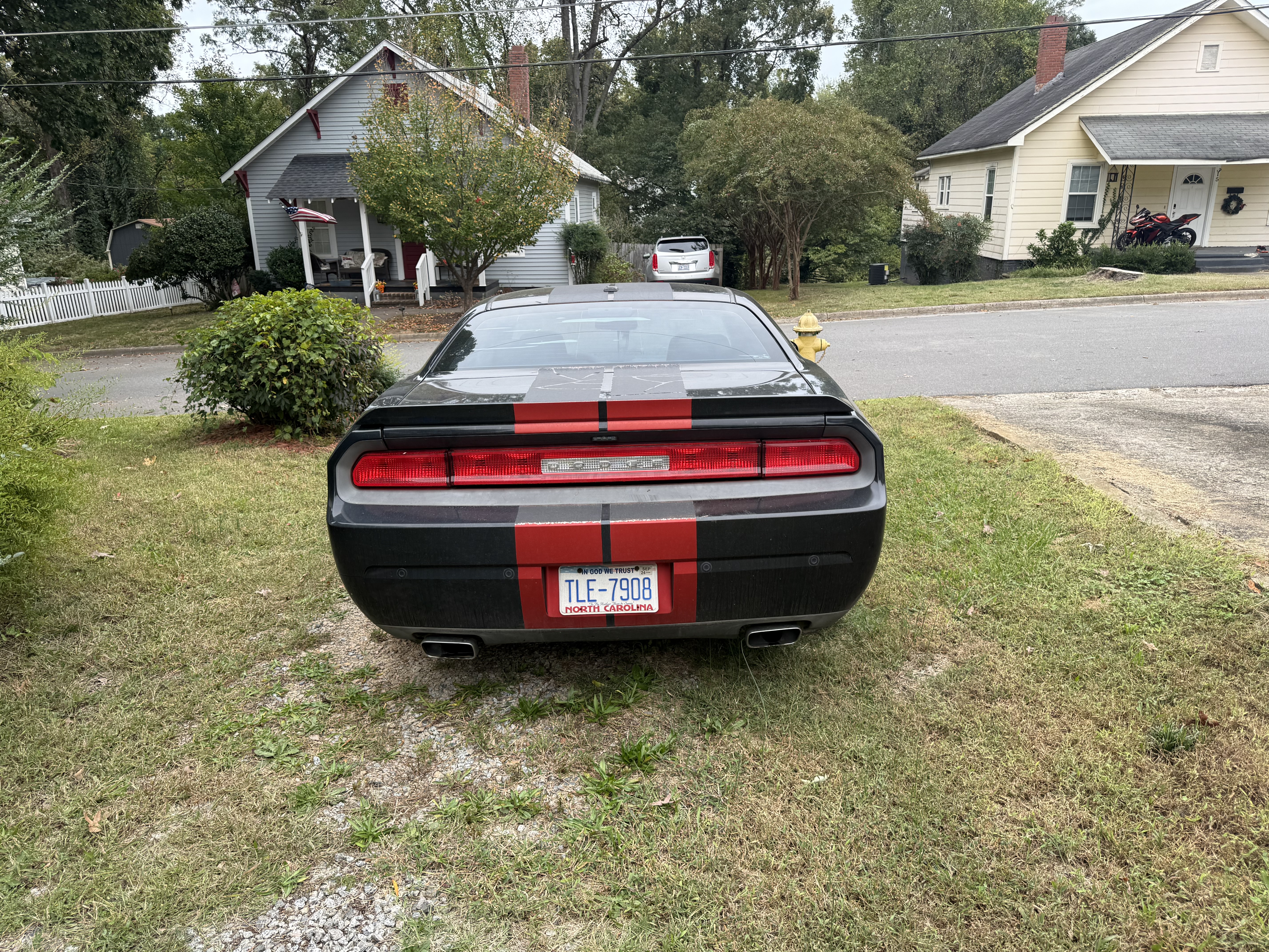 Used 2013 Dodge Challenger R/T RWD image 5