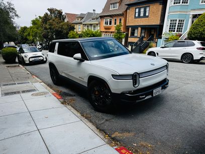 Used 2023 Rivian R1S Adventure