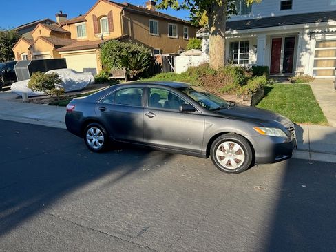 Used 2009 Toyota Camry LE image 19