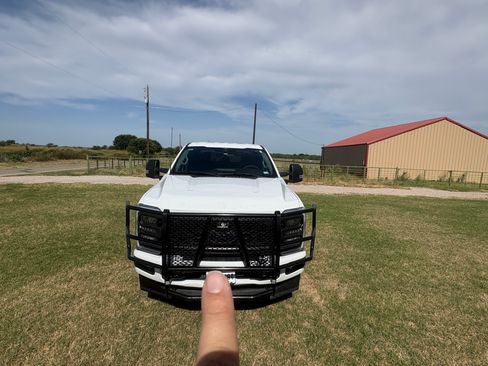 Used 2023 Ford F250 XL w/ STX Appearance Package AWD/4WD image 13