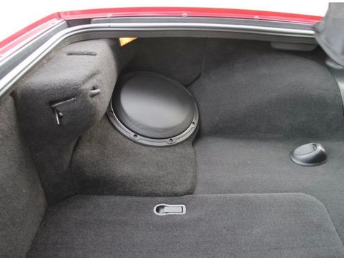 Used 2004 Chevrolet Corvette Coupe 2D w/ Preferred Equipment Group image 17