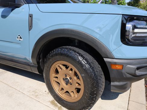 Used 2021 Ford Bronco Sport Outer Banks image 10