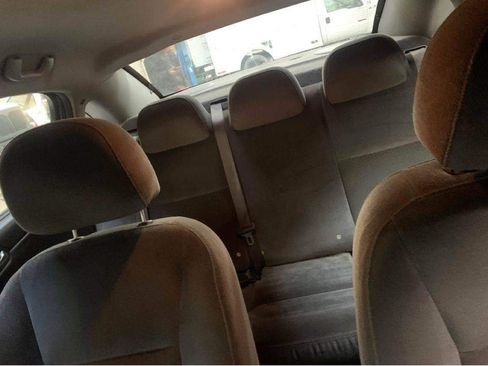 Used 2009 Chevrolet Impala LT FWD image 12