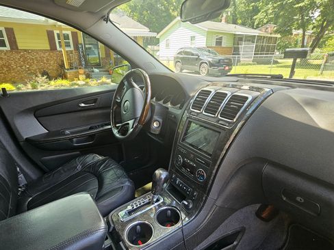 Used 2012 GMC Acadia Denali FWD image 5