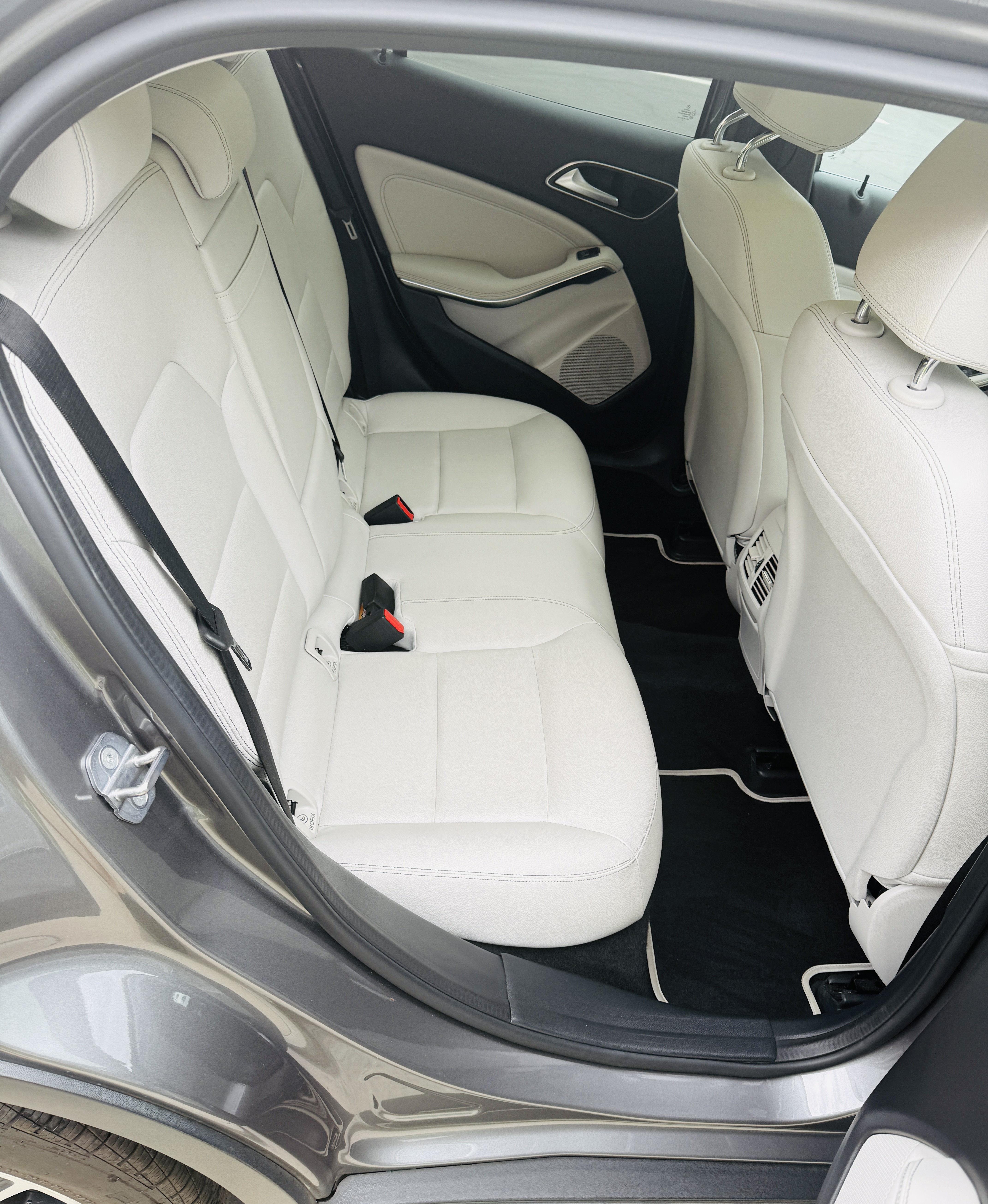 Used 2020 Mercedes-Benz GLA 250 image 13