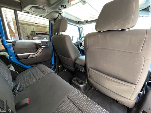 Used 2011 Jeep Wrangler Unlimited Sport AWD/4WD image 15