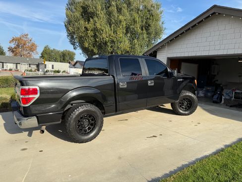 Used 2013 Ford F150 XLT image 12