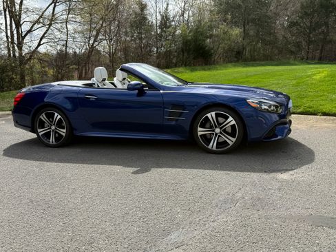 Used 2017 Mercedes-Benz SL 450 image 6
